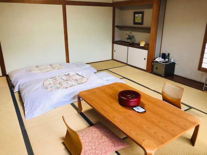 榎屋旅館 大分