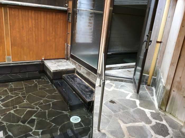 榎屋旅館 大分
