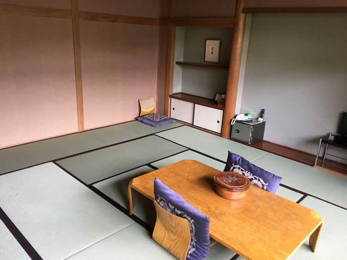 榎屋旅館 大分