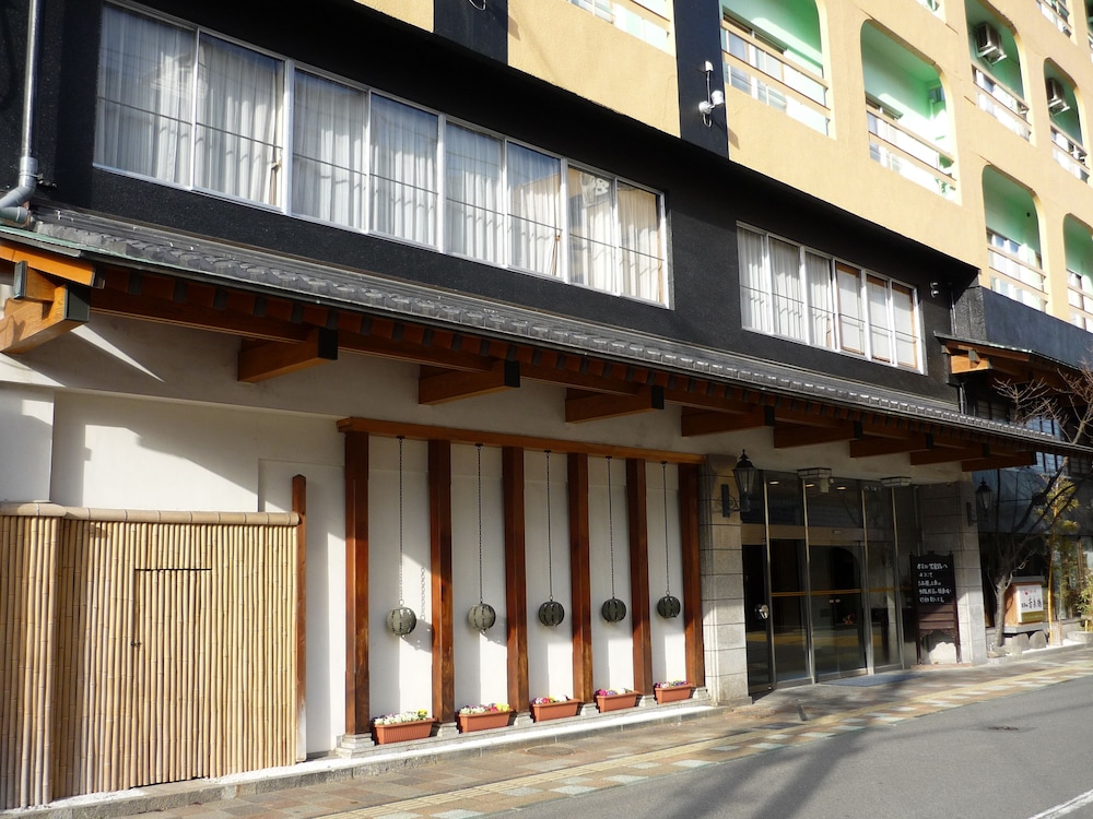 ホテル芳泉鶴 大分