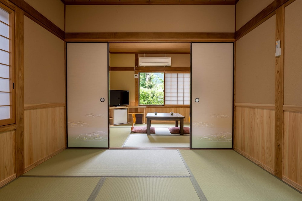 旅荘 牧場の家 大分