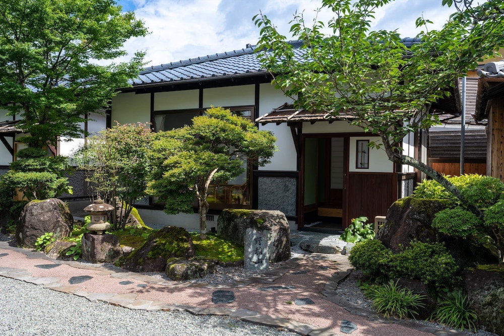 旅荘 牧場の家 大分
