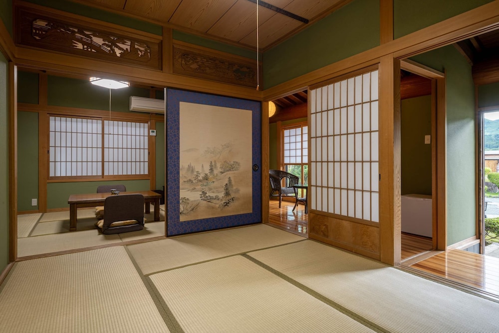 旅荘 牧場の家 大分