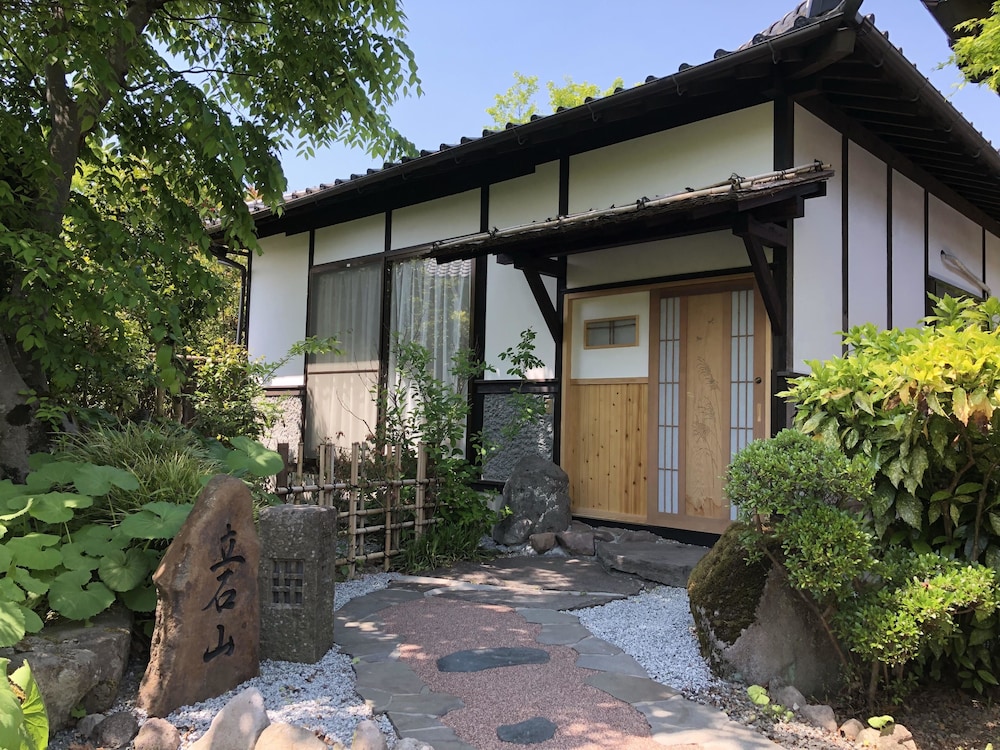 旅荘 牧場の家 大分
