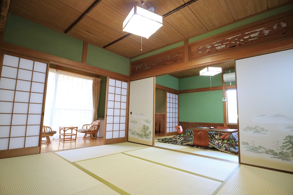 旅荘 牧場の家 大分