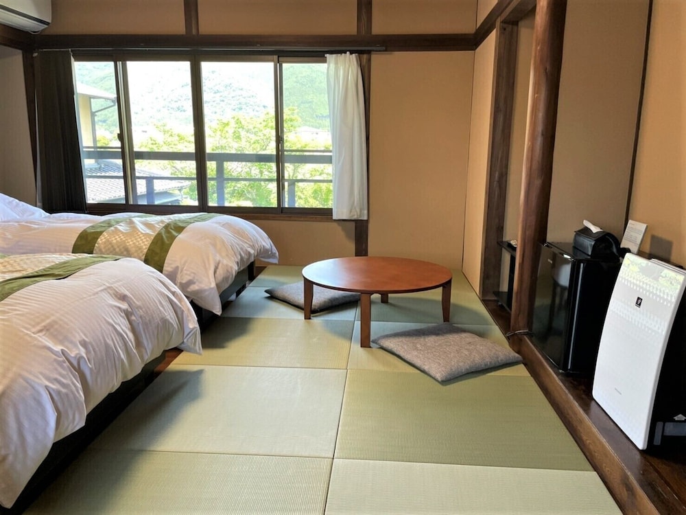 山荘田名加 大分