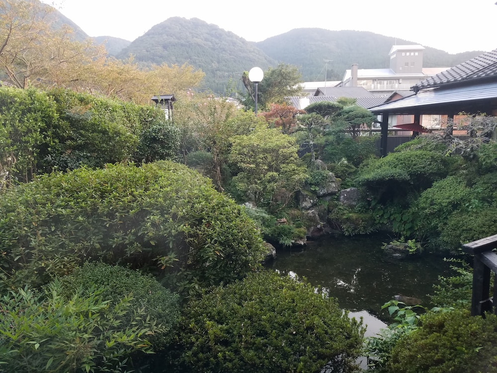 山荘田名加 大分