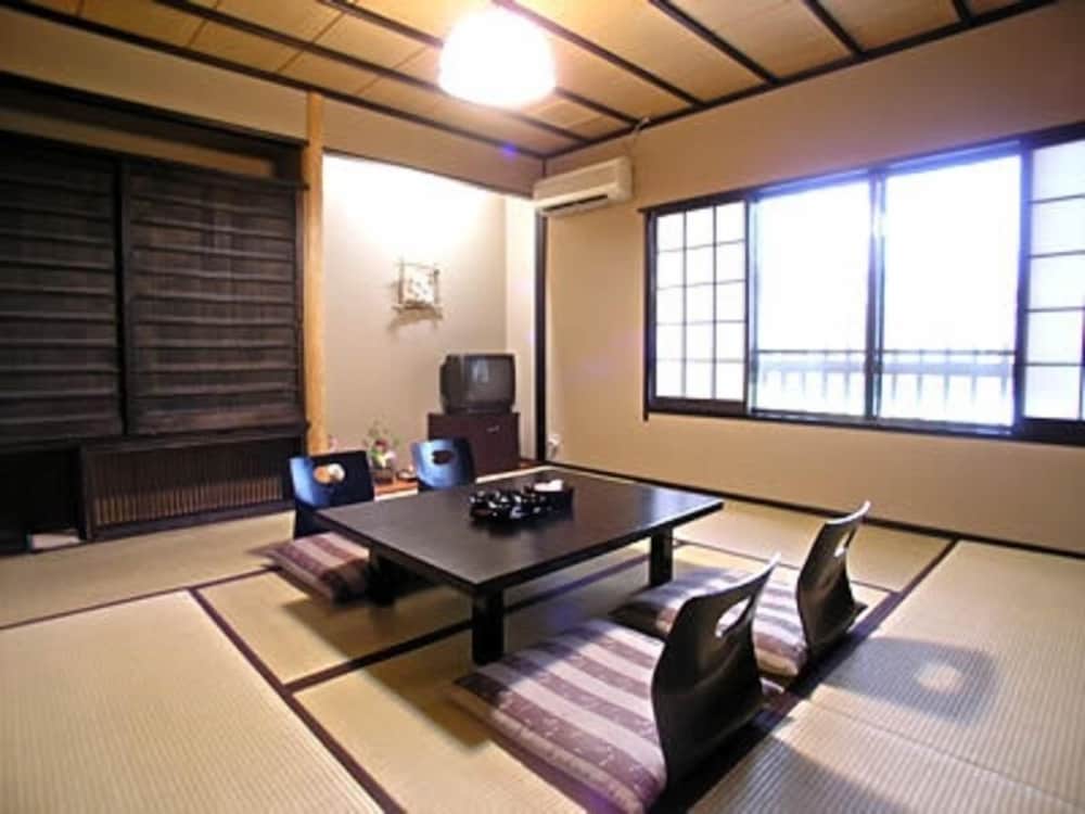 旅の宿さつき 大分