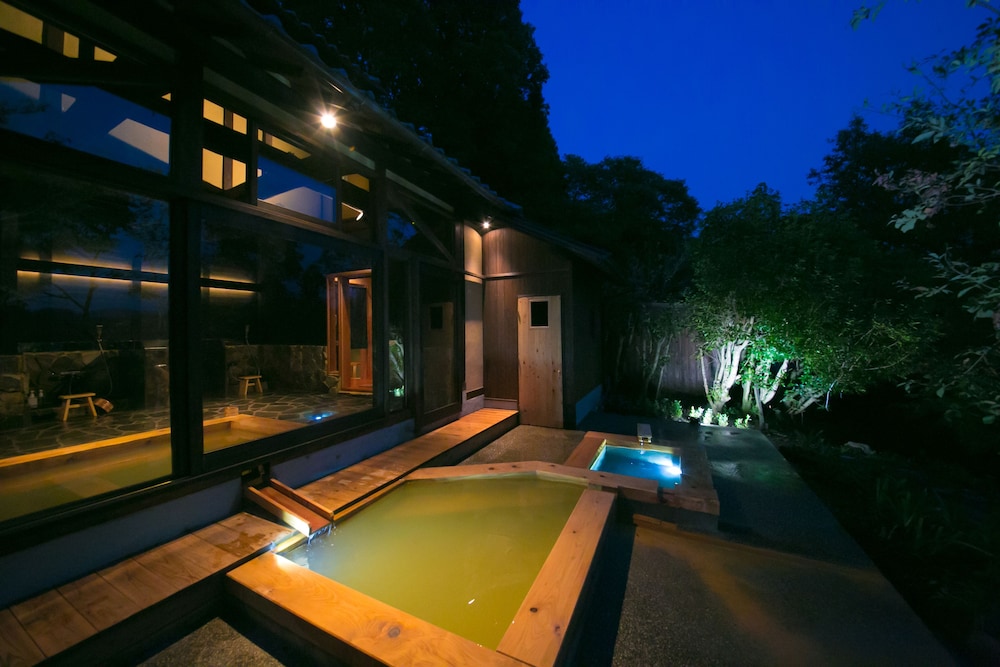 宿房 翡翠之庄 - THE KINGFISHER RESORT - 大分