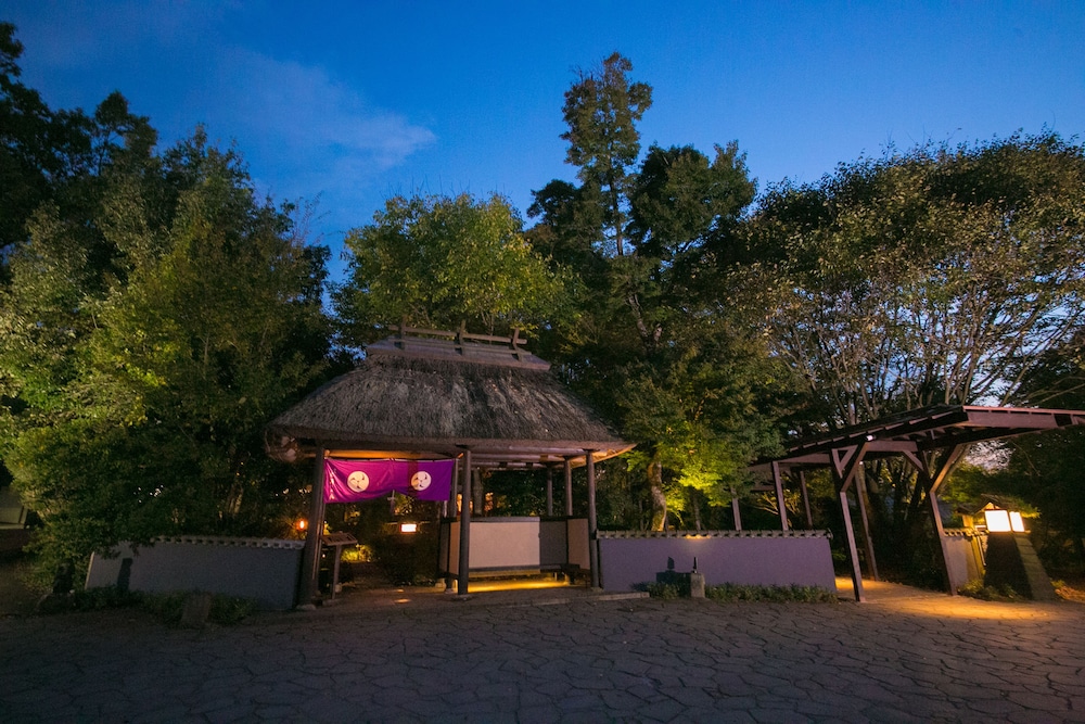 宿房 翡翠之庄 - THE KINGFISHER RESORT - 大分