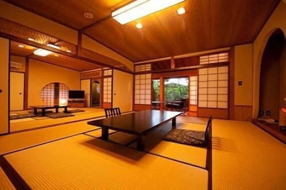 割烹旅館 かんな和 別邸 大分