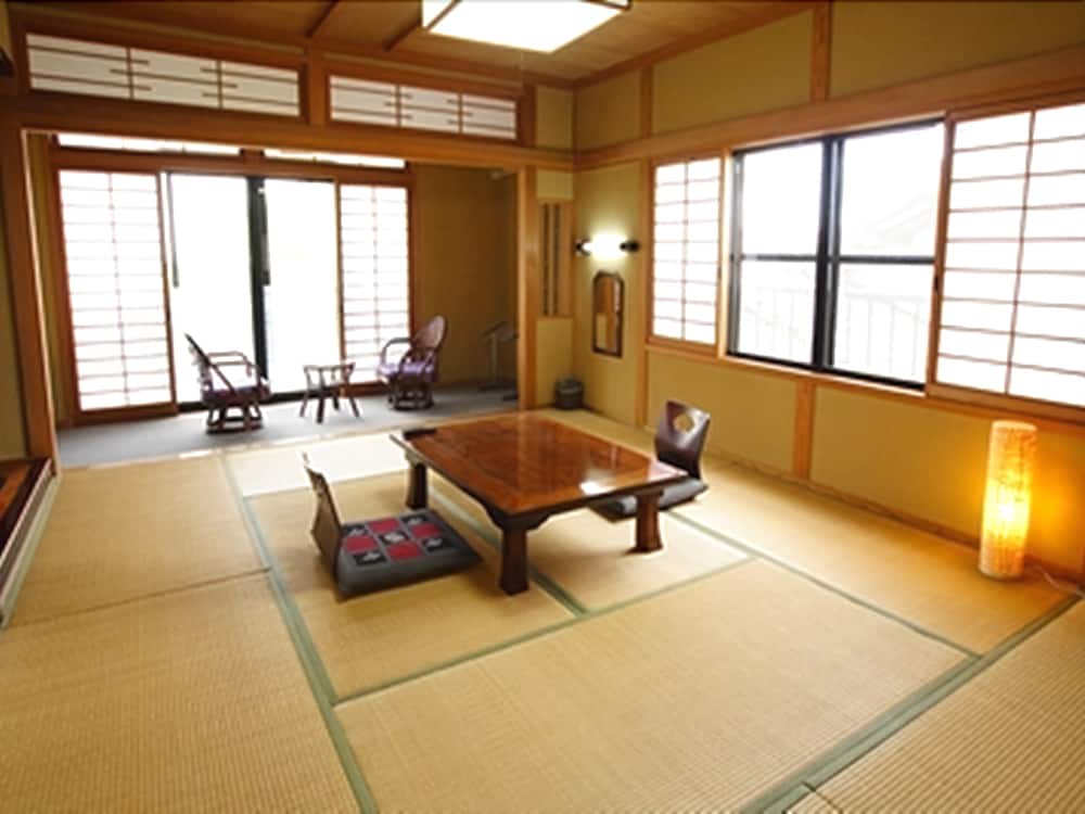 BEPPU HANAMIZUKI 大分