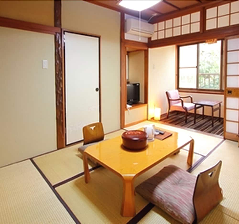BEPPU HANAMIZUKI 大分
