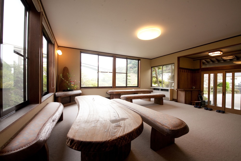 岡本屋旅館 大分
