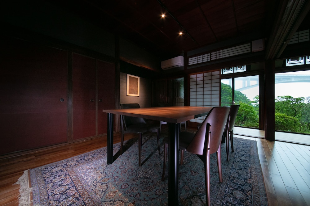 岡本屋旅館 大分