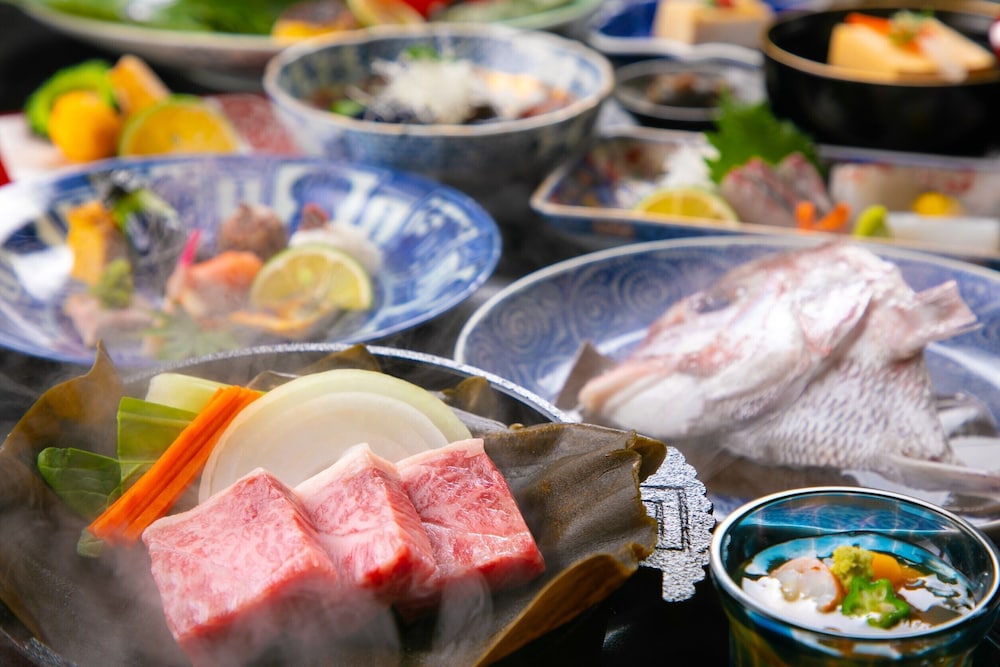 岡本屋旅館 大分