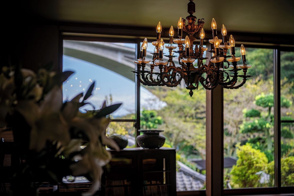 岡本屋旅館 大分