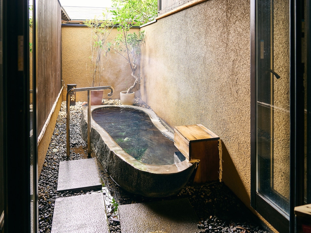 山荘 神和苑 大分