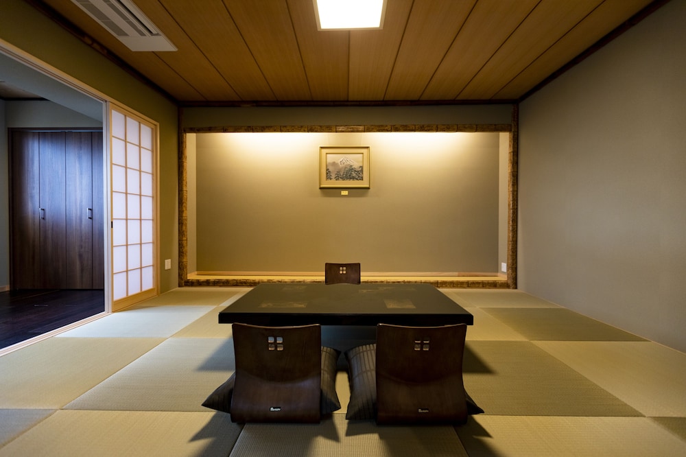 山荘 神和苑 大分