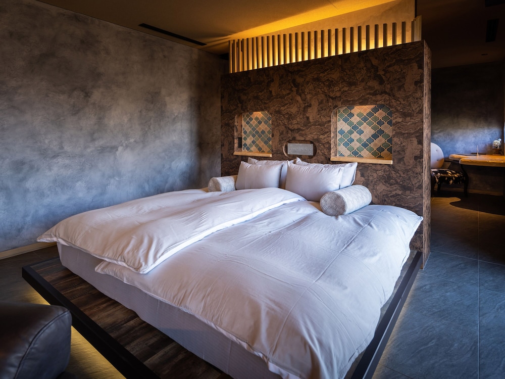 YUFUIN LUXURY VILLA -ZAKURO- 大分