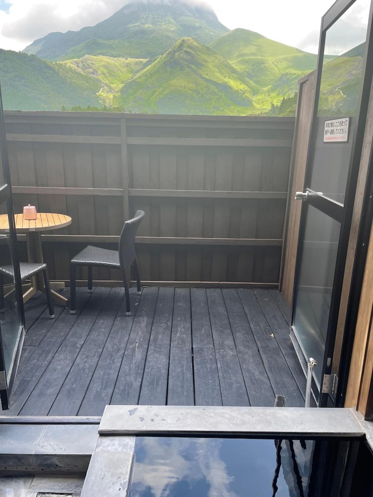 旅館 由布山 大分