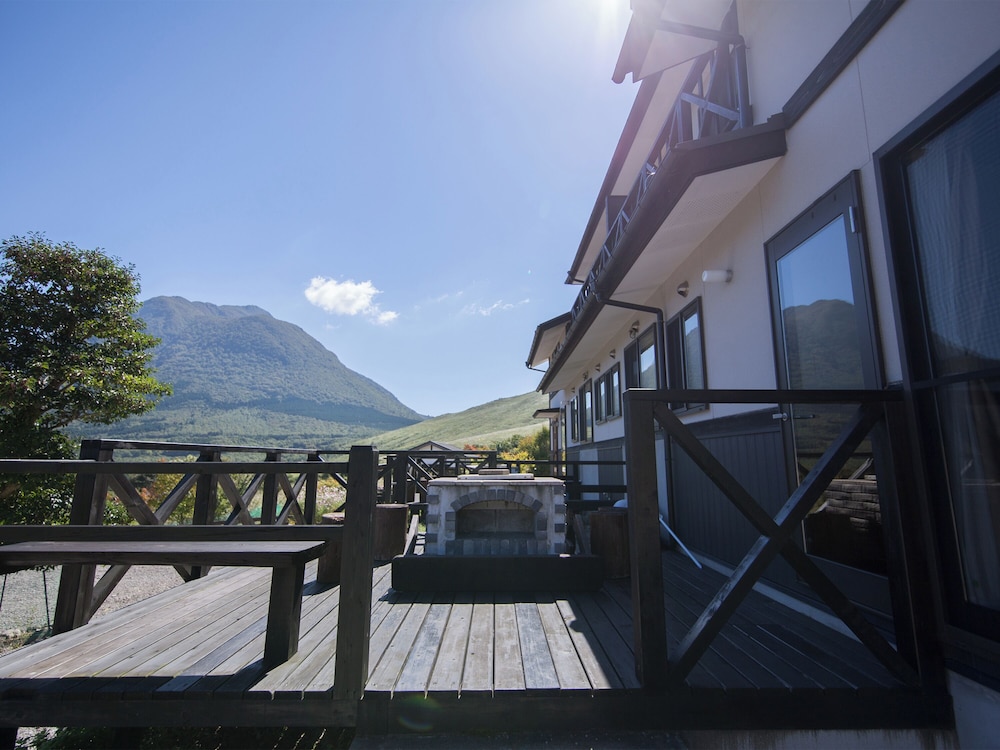 湯布院塚原高原　絶景の宿　恵里菜 KUMAGAI BOKUJO 大分
