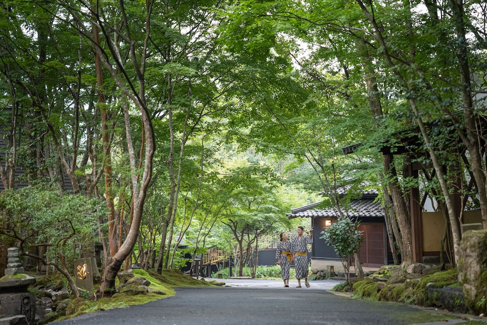 おやど 二本の葦束 大分