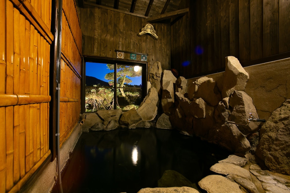 和モダンな温泉旅館 湯布院らんぷの宿 大分