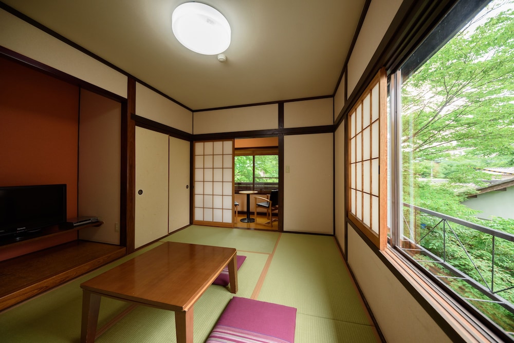 由布院 いよとみ 大分