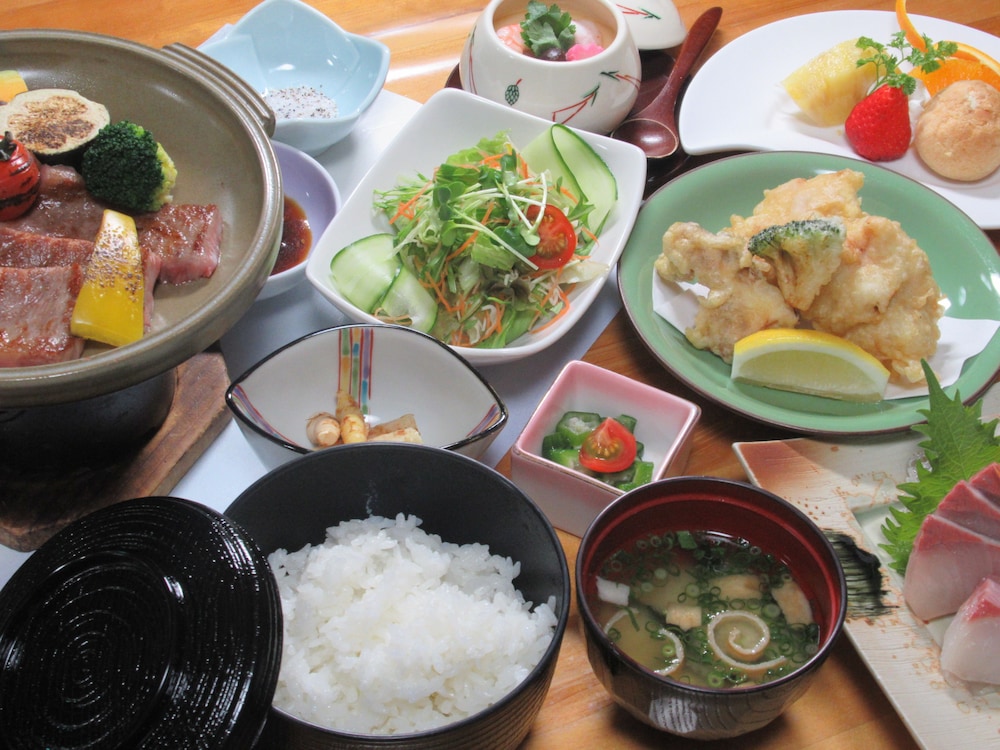 鶴崎 ホテル 大分