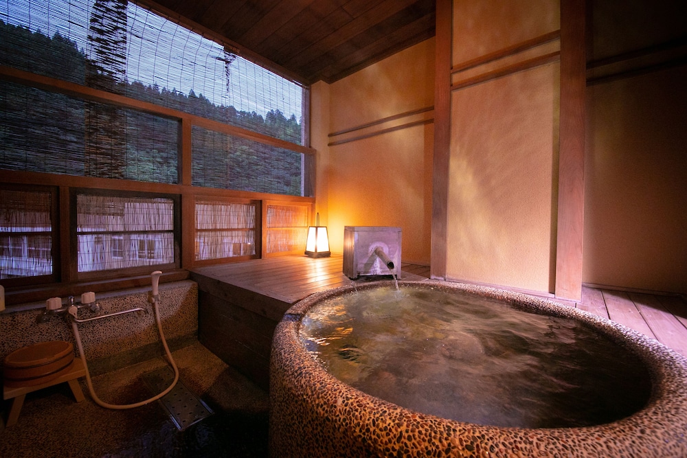 宝泉寺観光ホテル 湯本屋 大分