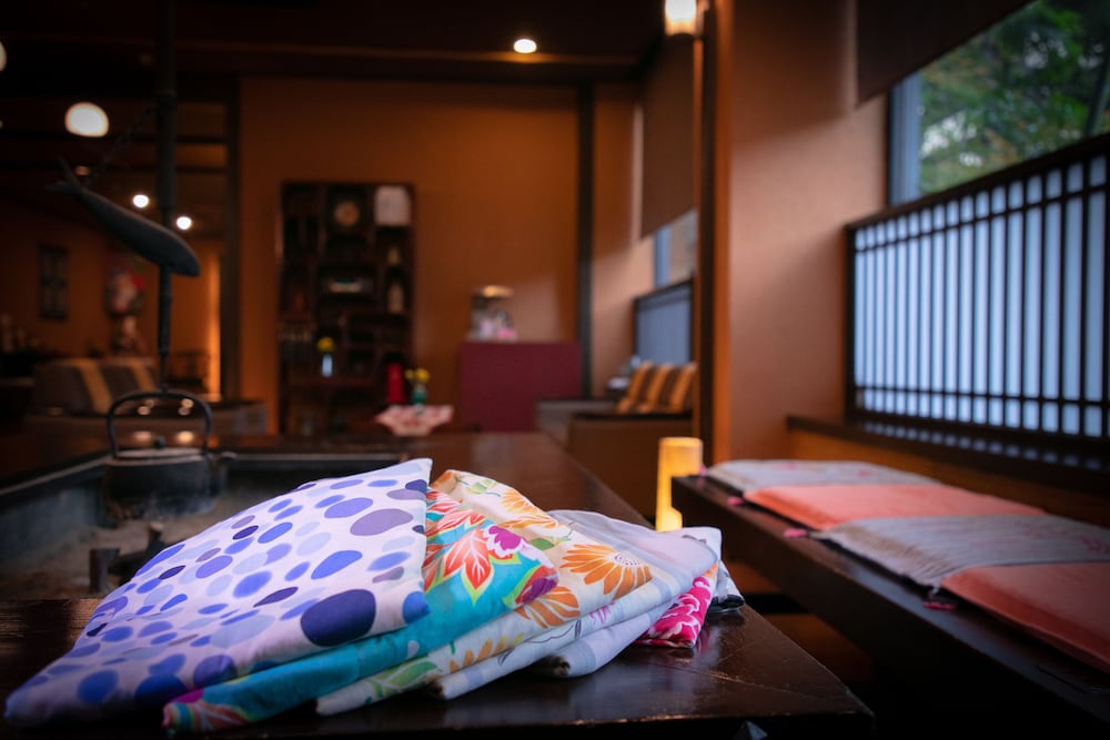 宝泉寺観光ホテル 湯本屋 大分