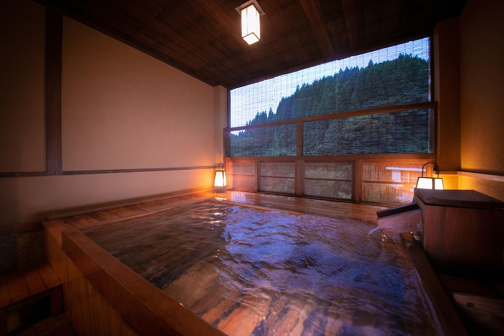 宝泉寺観光ホテル 湯本屋 大分