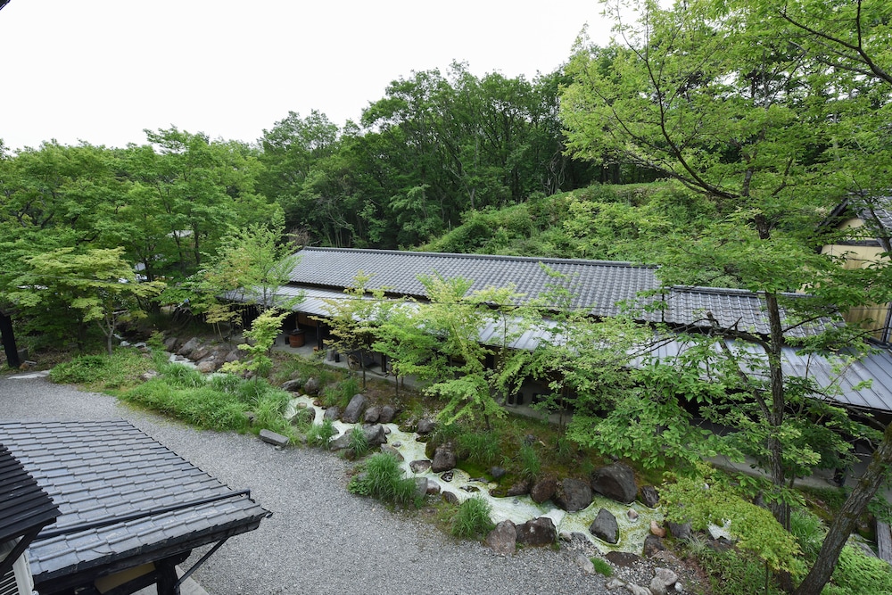 寒の地獄旅館 大分