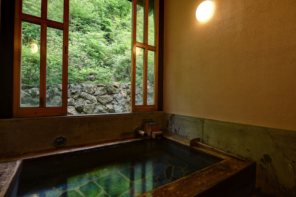 寒の地獄旅館 大分