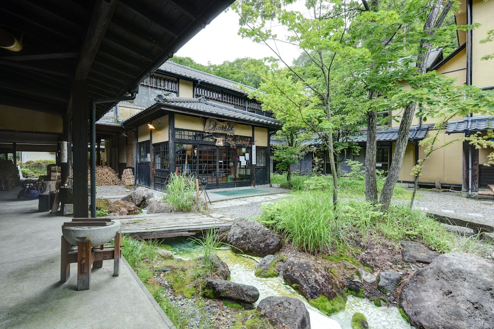 寒の地獄旅館 大分