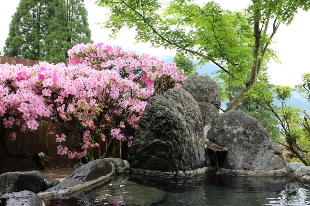 由布院 山荘 吾亦紅 大分