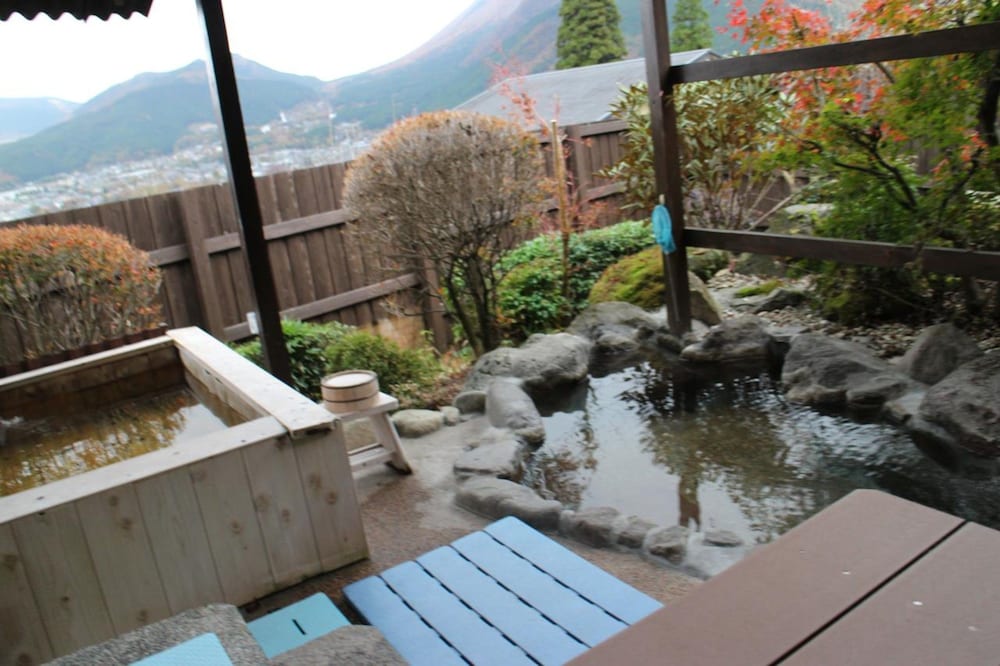 由布院 山荘 吾亦紅 大分