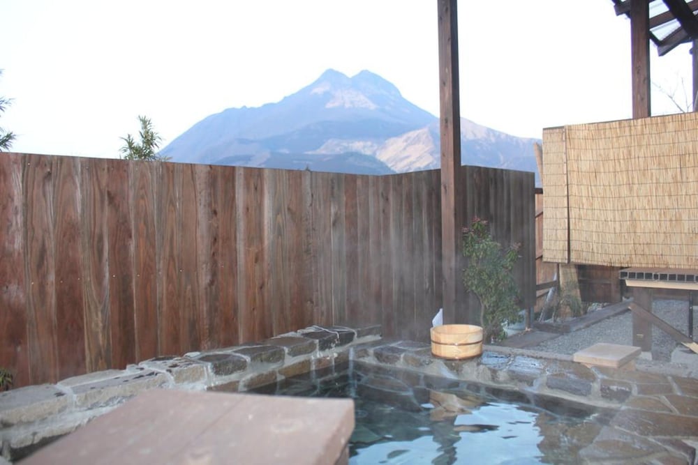 由布院 山荘 吾亦紅 大分