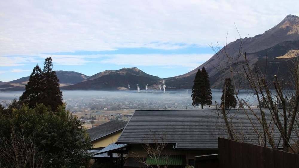 由布院 山荘 吾亦紅 大分