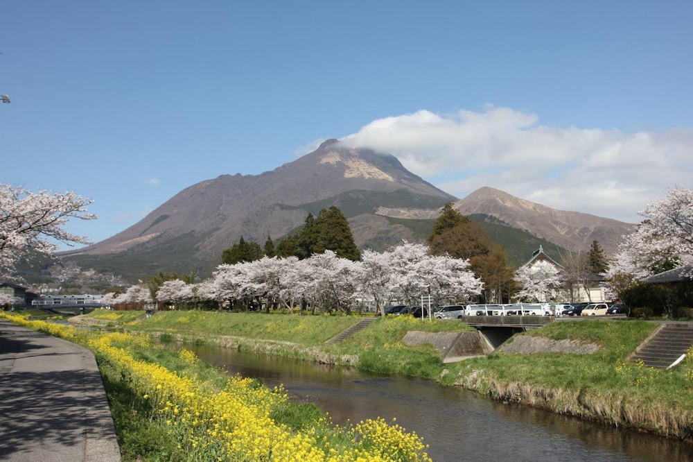 由布院 山荘 吾亦紅 大分