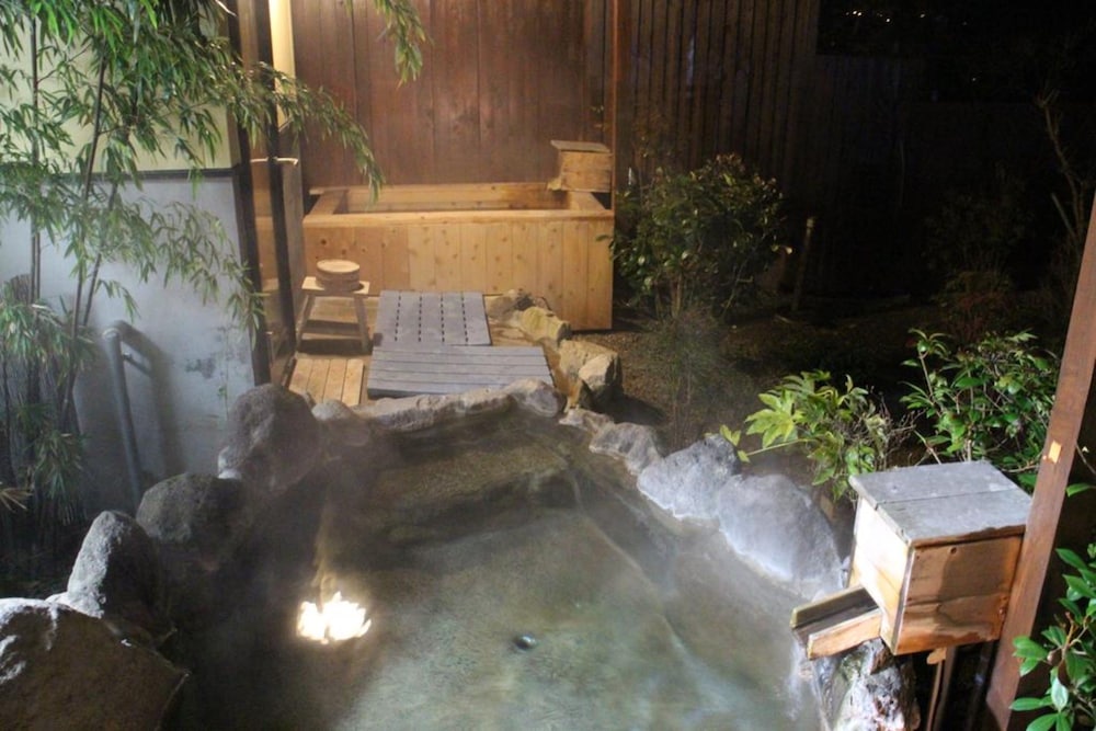 由布院 山荘 吾亦紅 大分