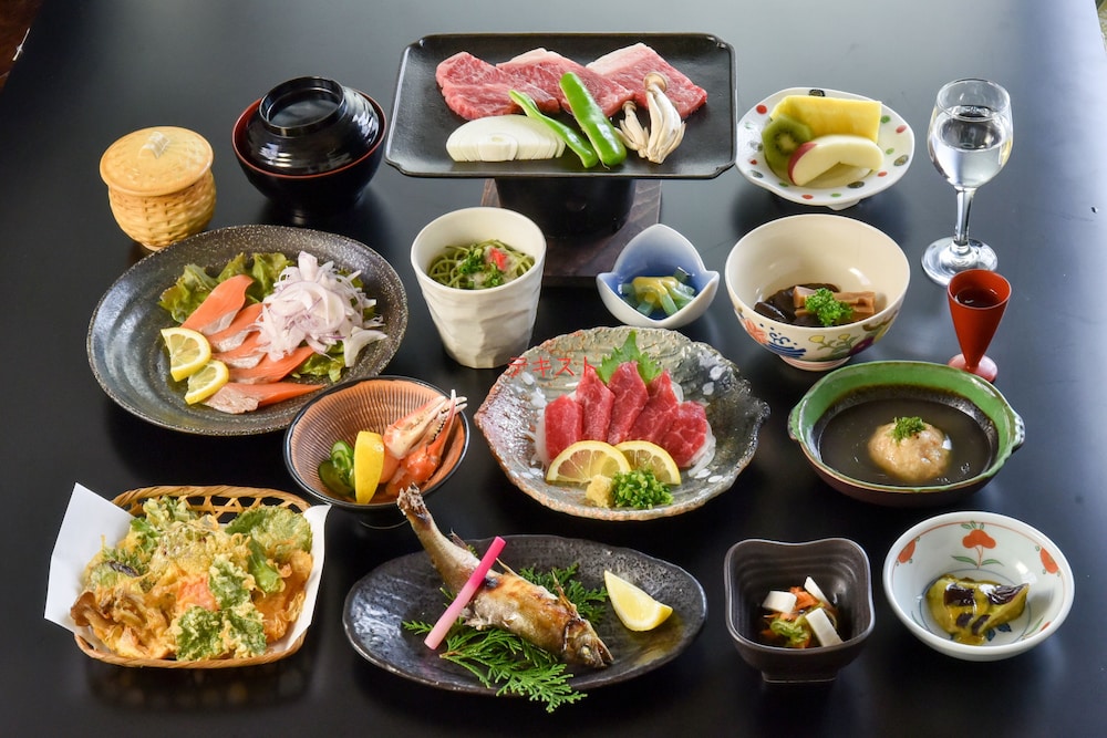 旅館ななかまど 大分