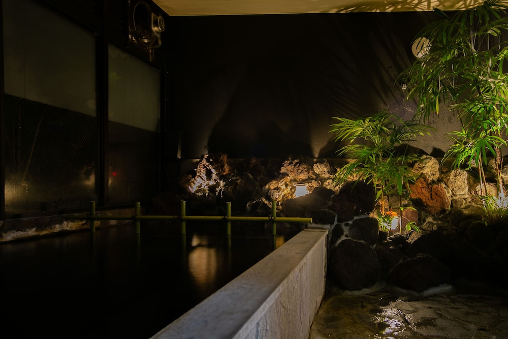 和モダン温泉館 湯布院あかりの宿 大分
