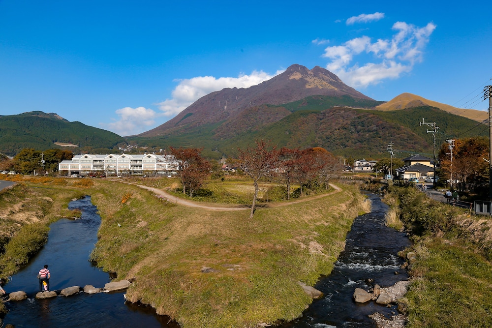 和モダン温泉館 湯布院あかりの宿 大分