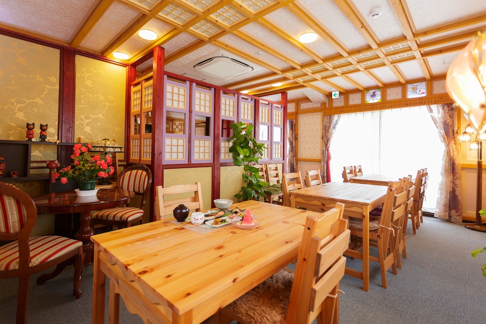 AT INN 大分