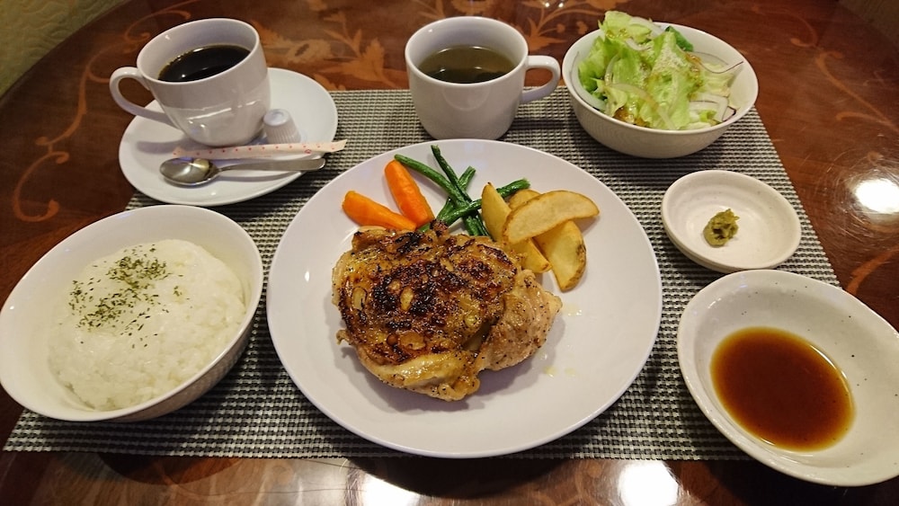 AT INN 大分