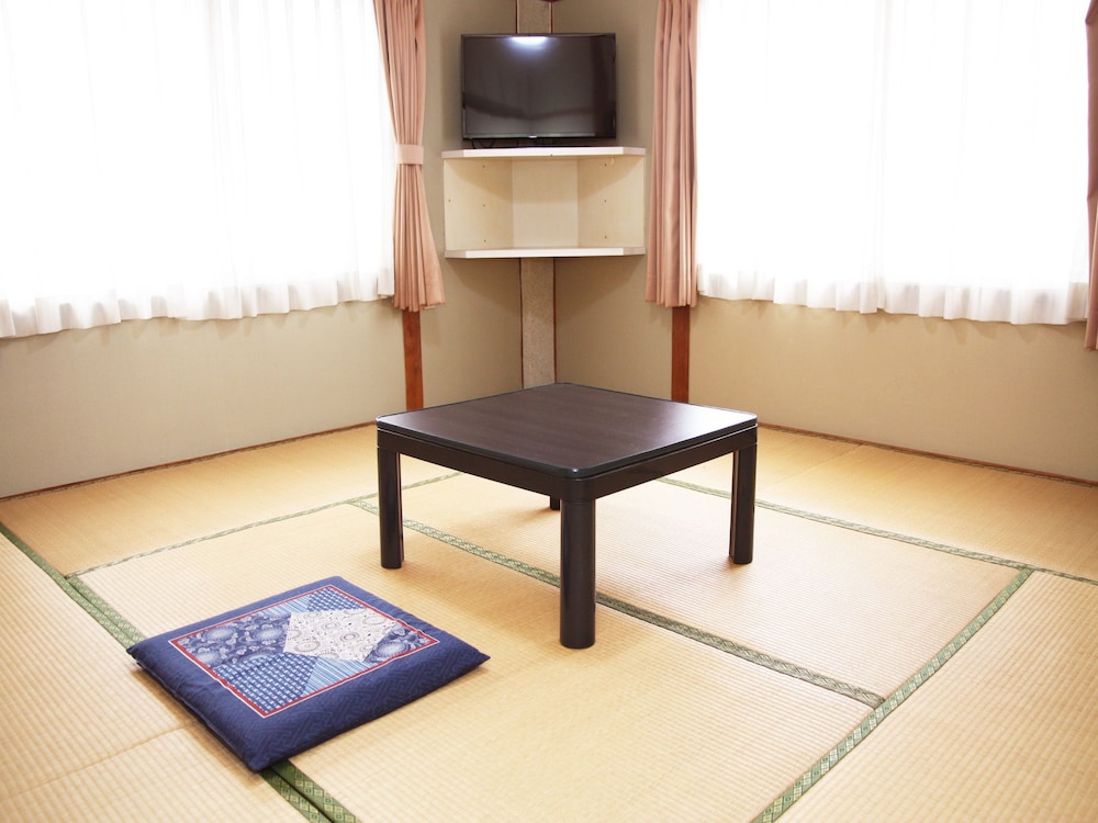 OYO ホテル 新開荘 大分