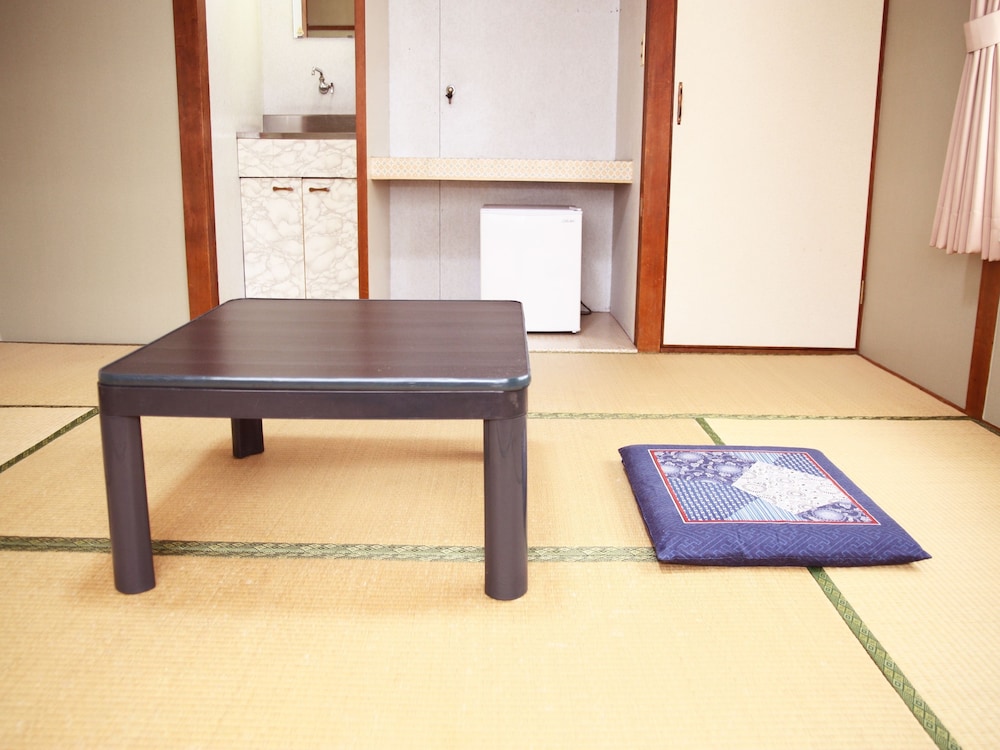 OYO ホテル 新開荘 大分