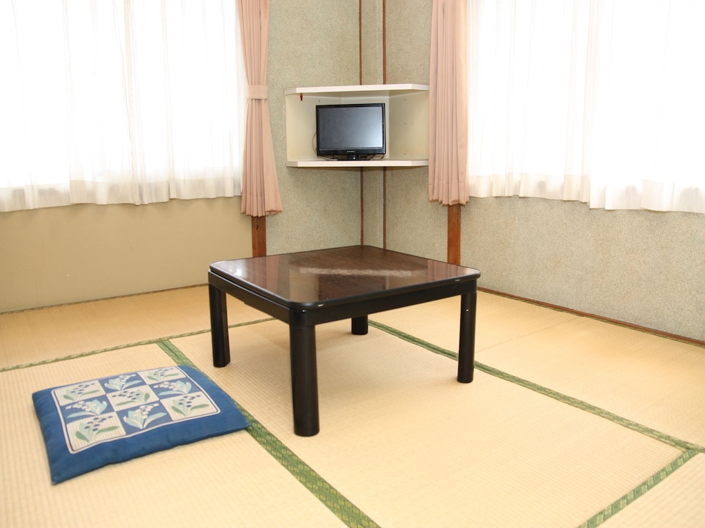 OYO ホテル 新開荘 大分